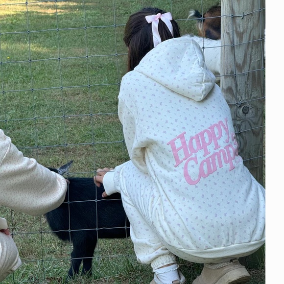 Happy Camp3r Vintage Flower Hoodie - Picture 3 of 16